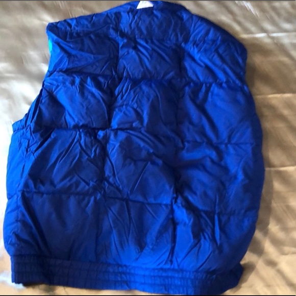 L.L.BEAN MENS DOWN VEST - Picture 4 of 6